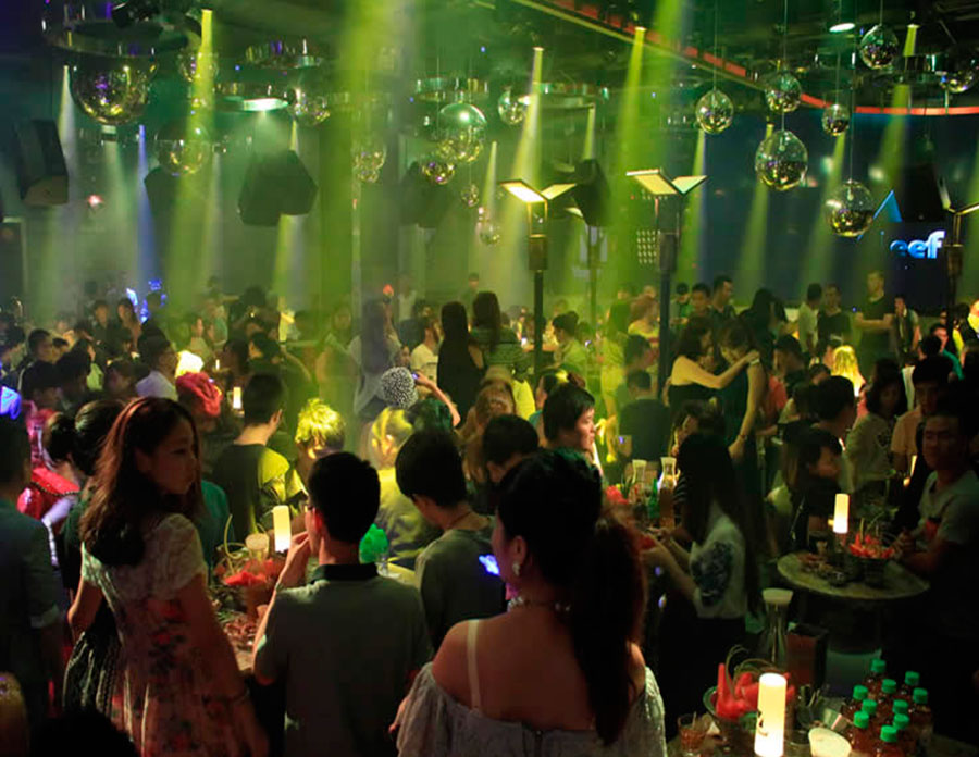 Bar entertainment lighting system integrated solutions